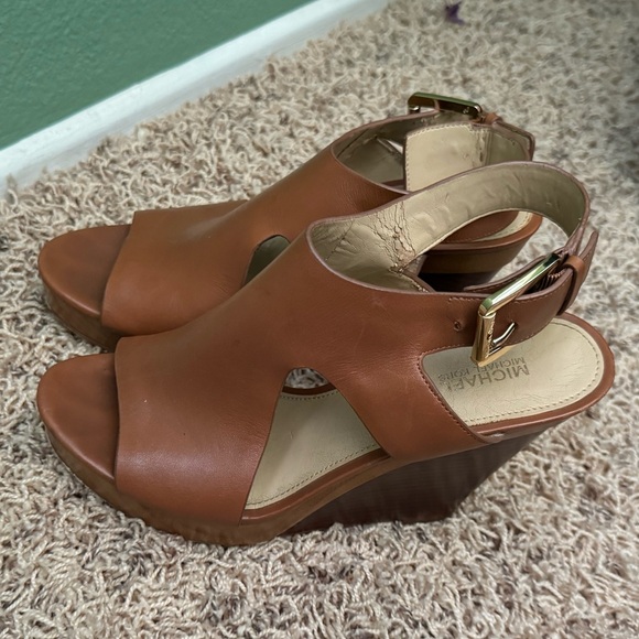 Michael Kors Josephine Wedge - Size 7 - Picture 2 of 15